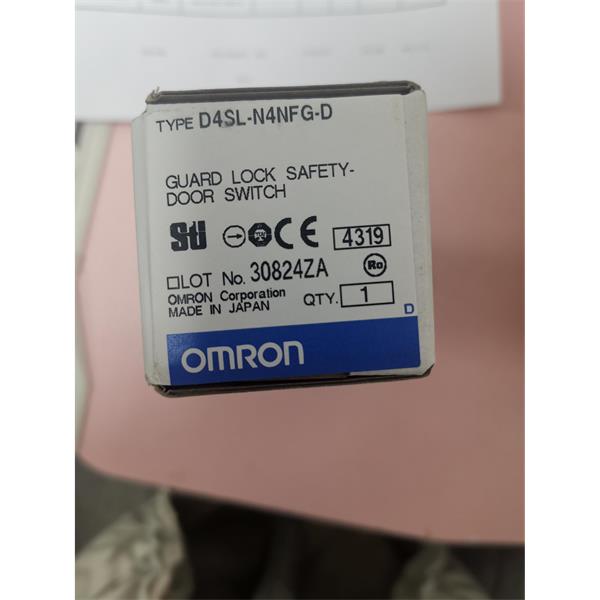 OMRON歐姆龍 光纖放大器E3X-CN22