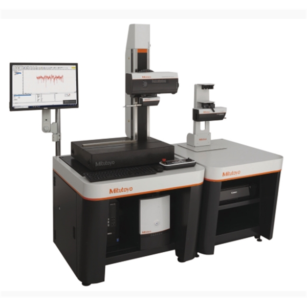 日本MITUTOYO三豐輪廓測量機L8C4000